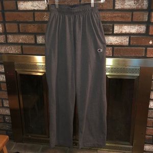 Athletic pant.
